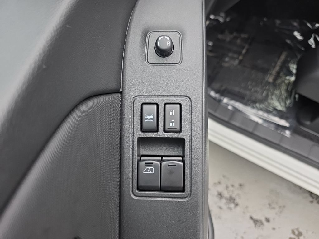 Used 2024 Nissan Frontier SV w/ SV Convenience Package AWD/4WD image 20