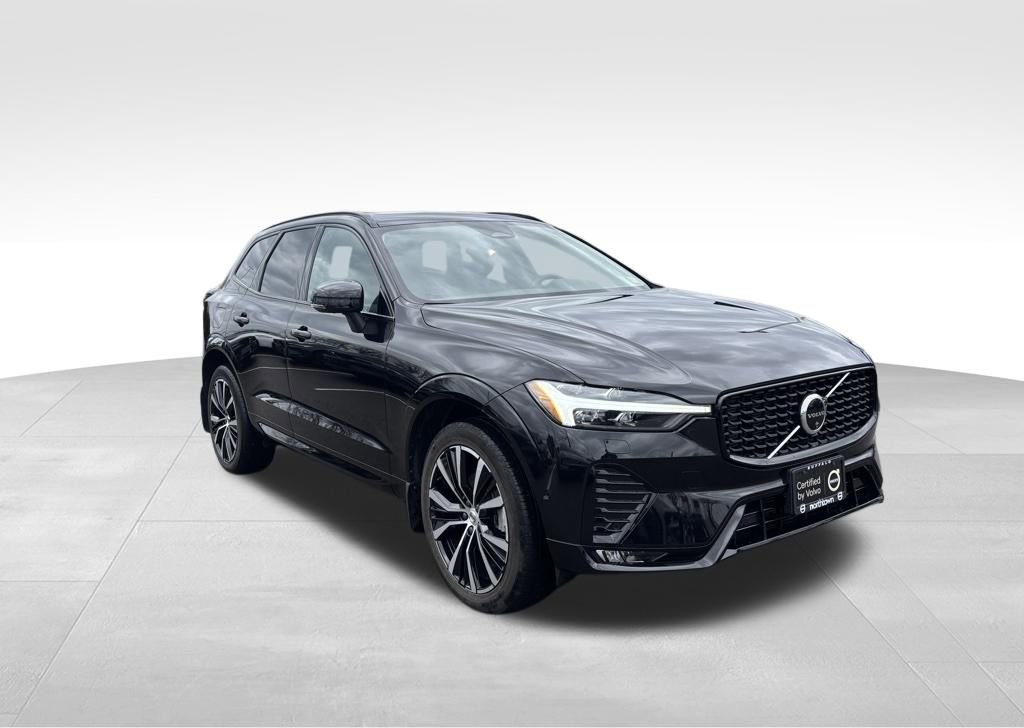 Used 2024 Volvo XC60 B5 Plus w/ Climate Package image 36