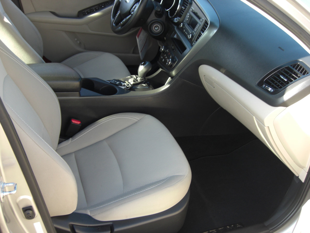 Used 2013 Kia Optima LX image 14