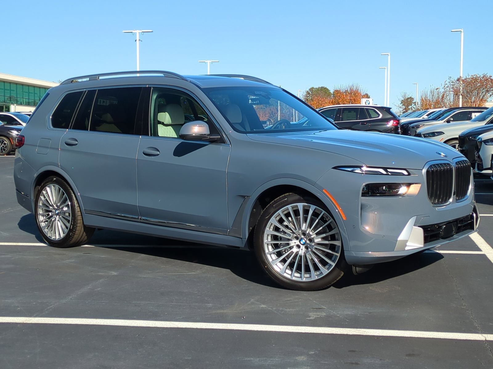 New 2026 BMW X7 xDrive40i w/ Executive Package image 2
