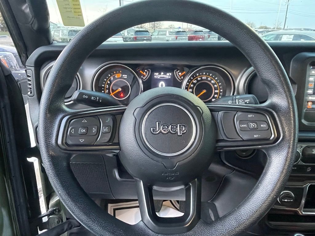 Used 2022 Jeep Wrangler Sport image 13