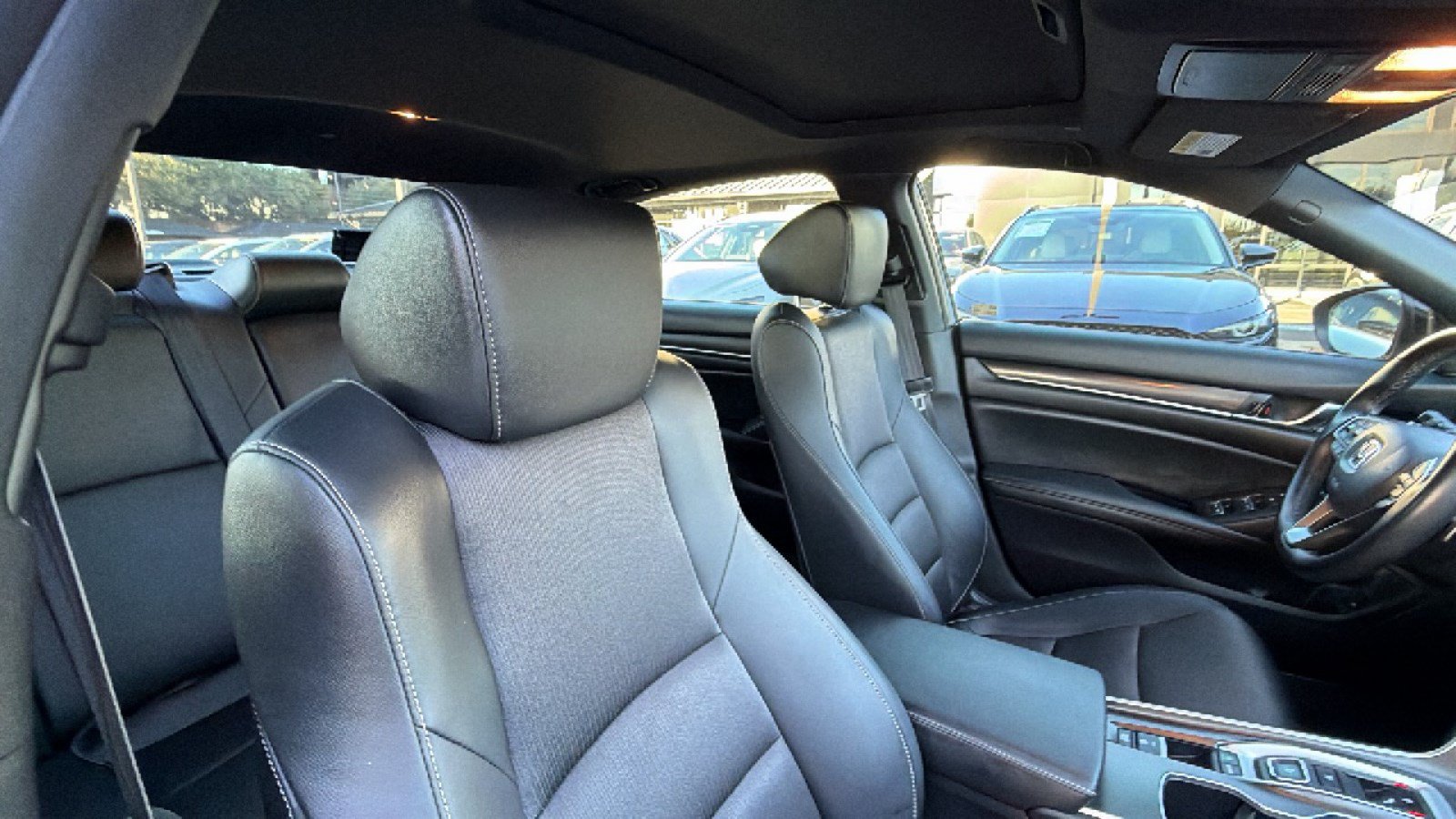 Used 2022 Honda Accord Sport image 29