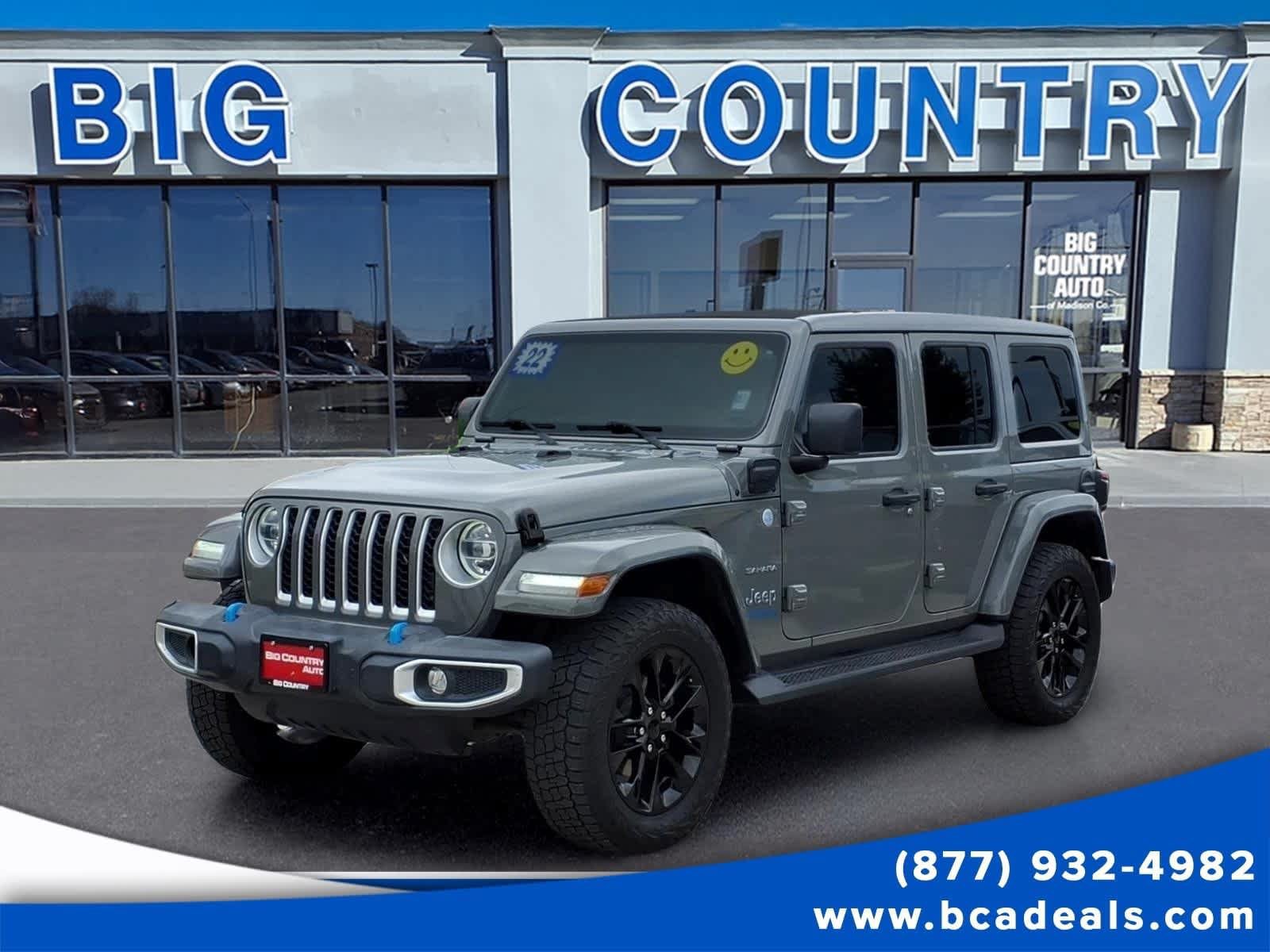 Used 2022 Jeep Wrangler Unlimited Sahara w/ Cold Weather Group AWD/4WD image 1