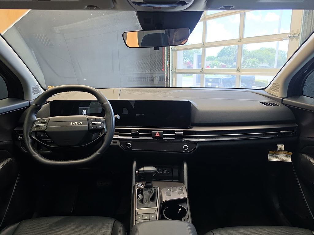 Certified 2026 Kia Sportage EX w/ EX Panorama Roof Package FWD image 19