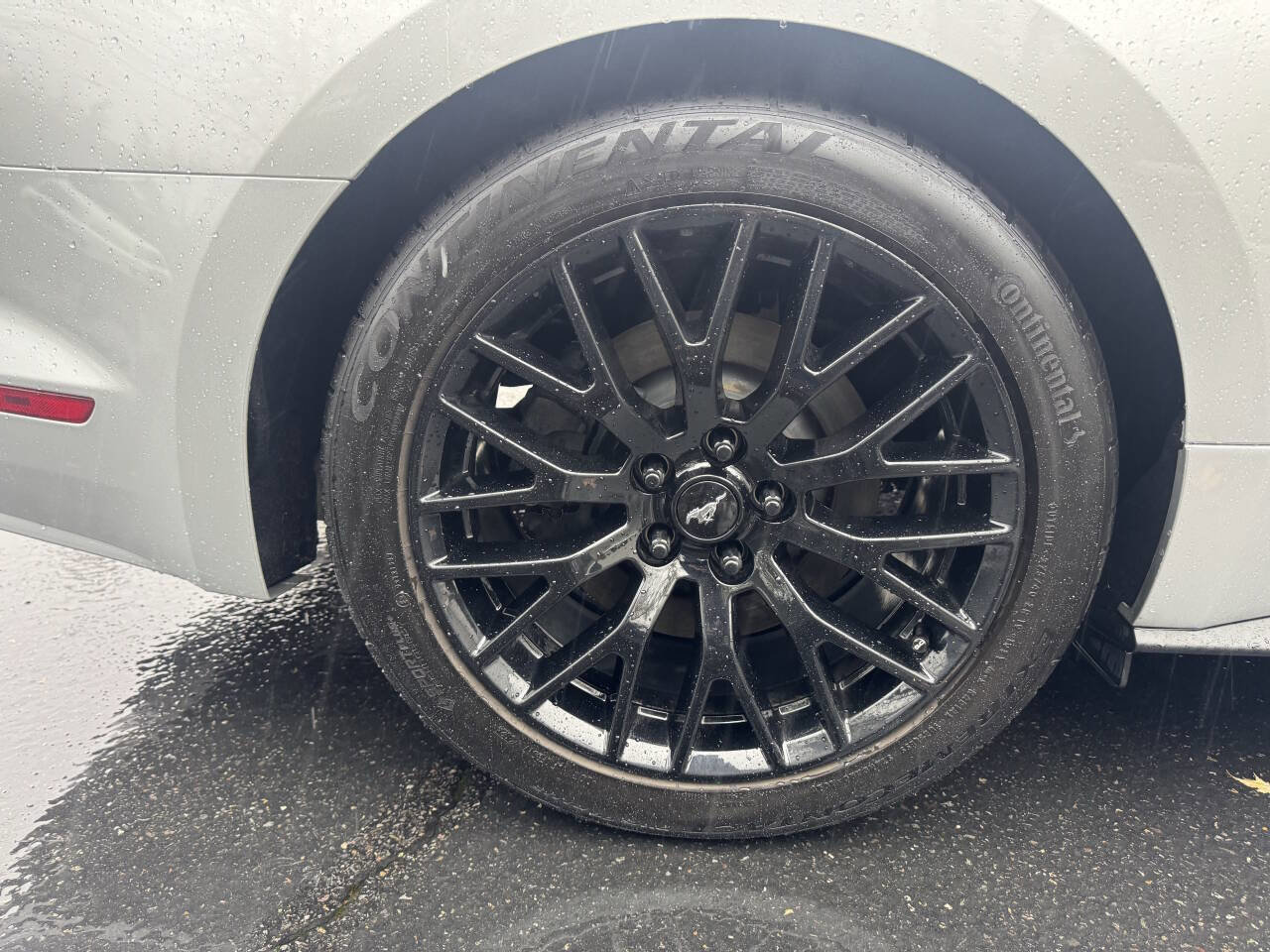 Used 2017 Ford Mustang GT w/ GT Performance Package image 11