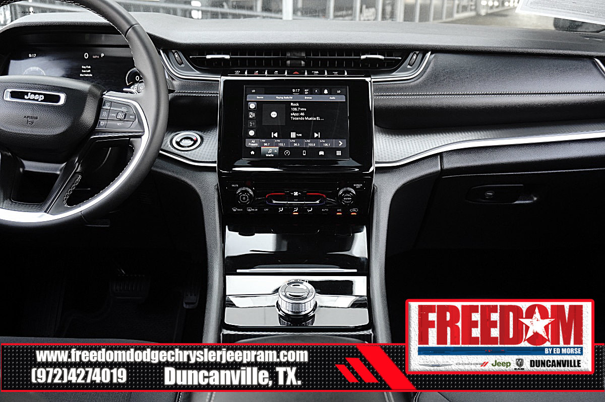 Certified 2025 Jeep Grand Cherokee L Laredo RWD image 20