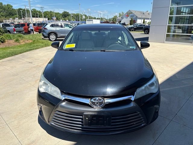 Used 2016 Toyota Camry XLE FWD image 2