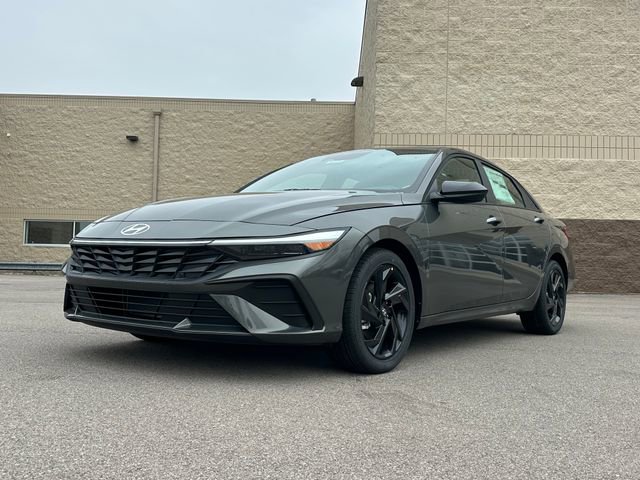 New 2026 Hyundai Elantra Sport image 1
