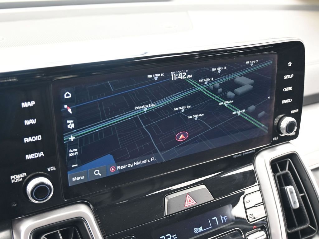 Used 2023 Kia Sorento S image 22