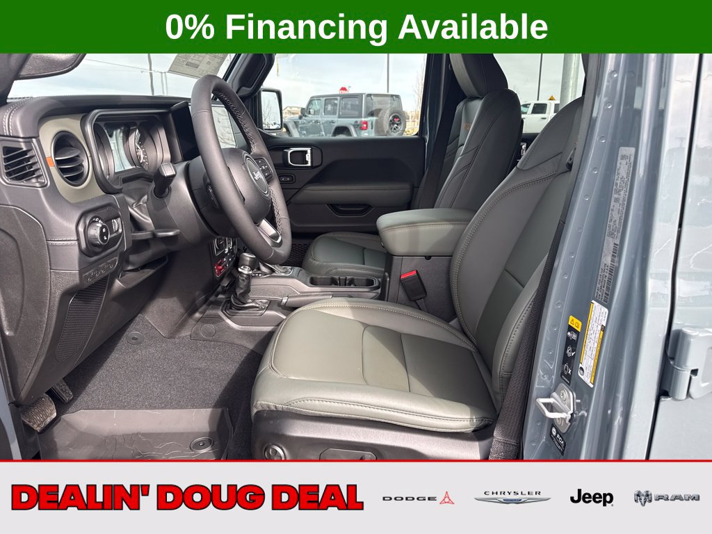 New 2026 Jeep Gladiator Mojave w/ Safety Group AWD/4WD image 25
