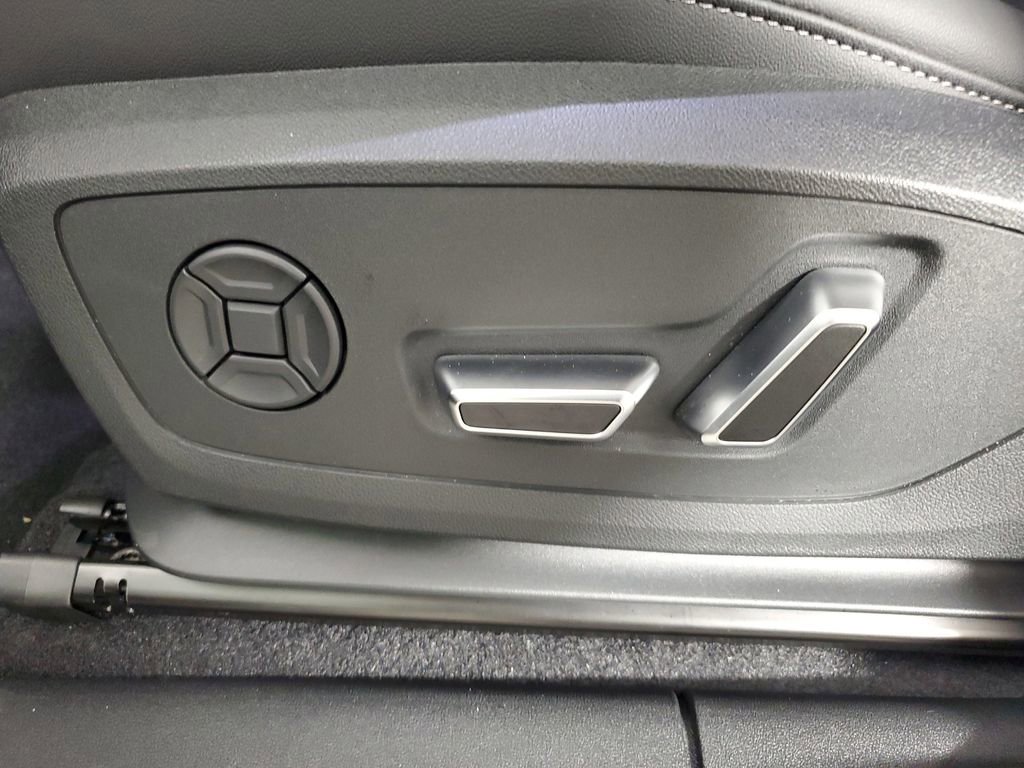 New 2026 Audi Q3 quattro 2.0T image 21