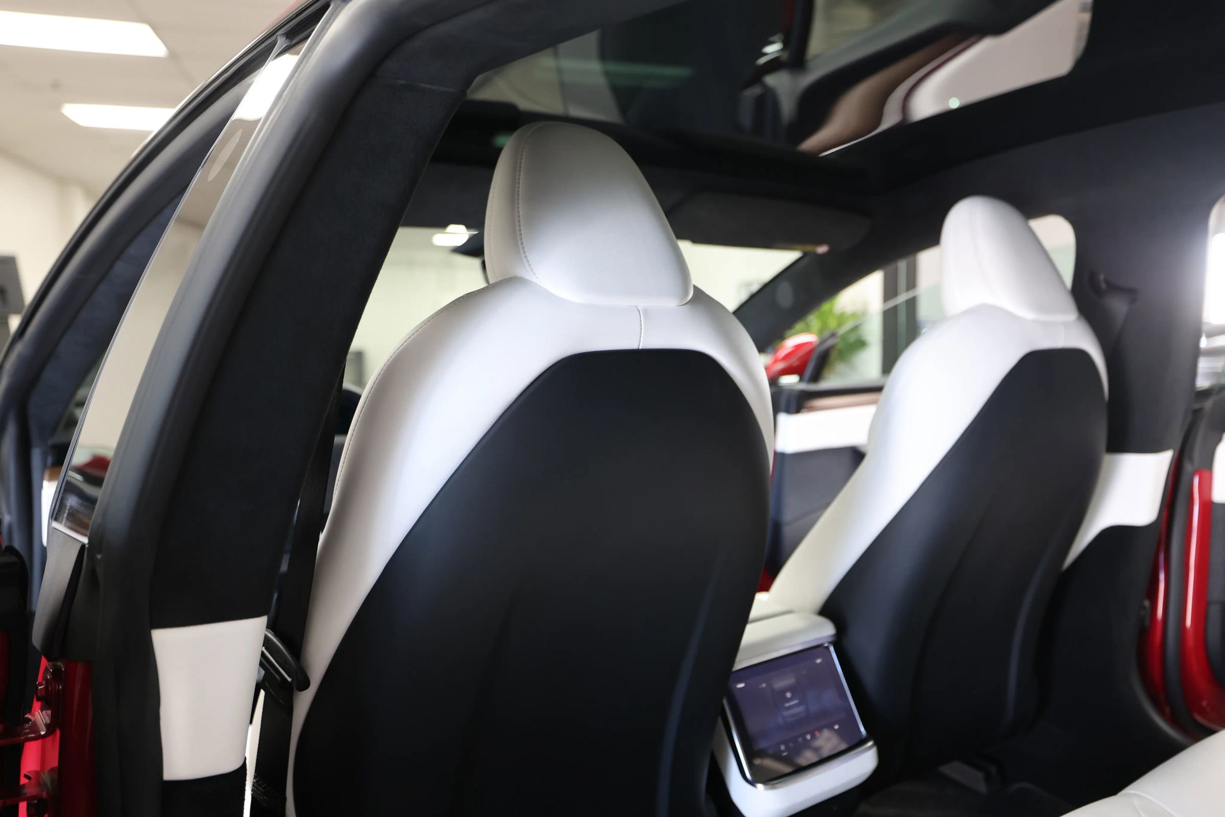 Used 2022 Tesla Model S Standard Range AWD/4WD image 46