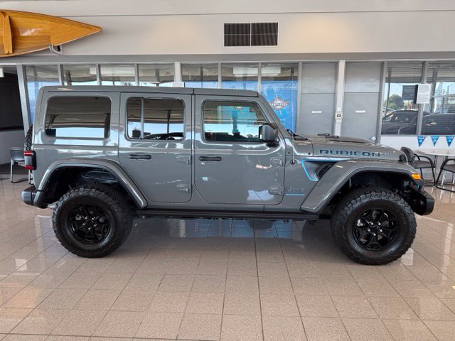 Used 2023 Jeep Wrangler Unlimited Rubicon 4xe AWD/4WD image 3