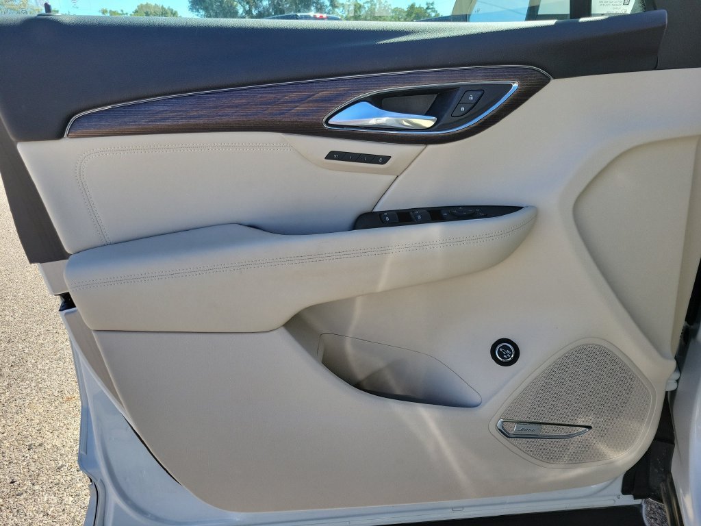 Used 2023 Buick Envision Avenir AWD/4WD image 18