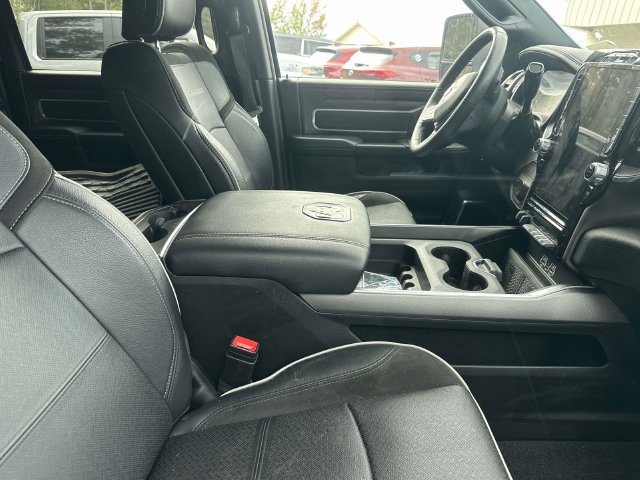 Used 2026 RAM 3500 Laramie AWD/4WD image 15