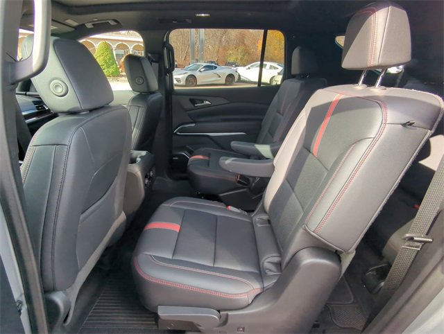 Certified 2024 Chevrolet Traverse RS w/ LPO, Floor Liner Package image 26