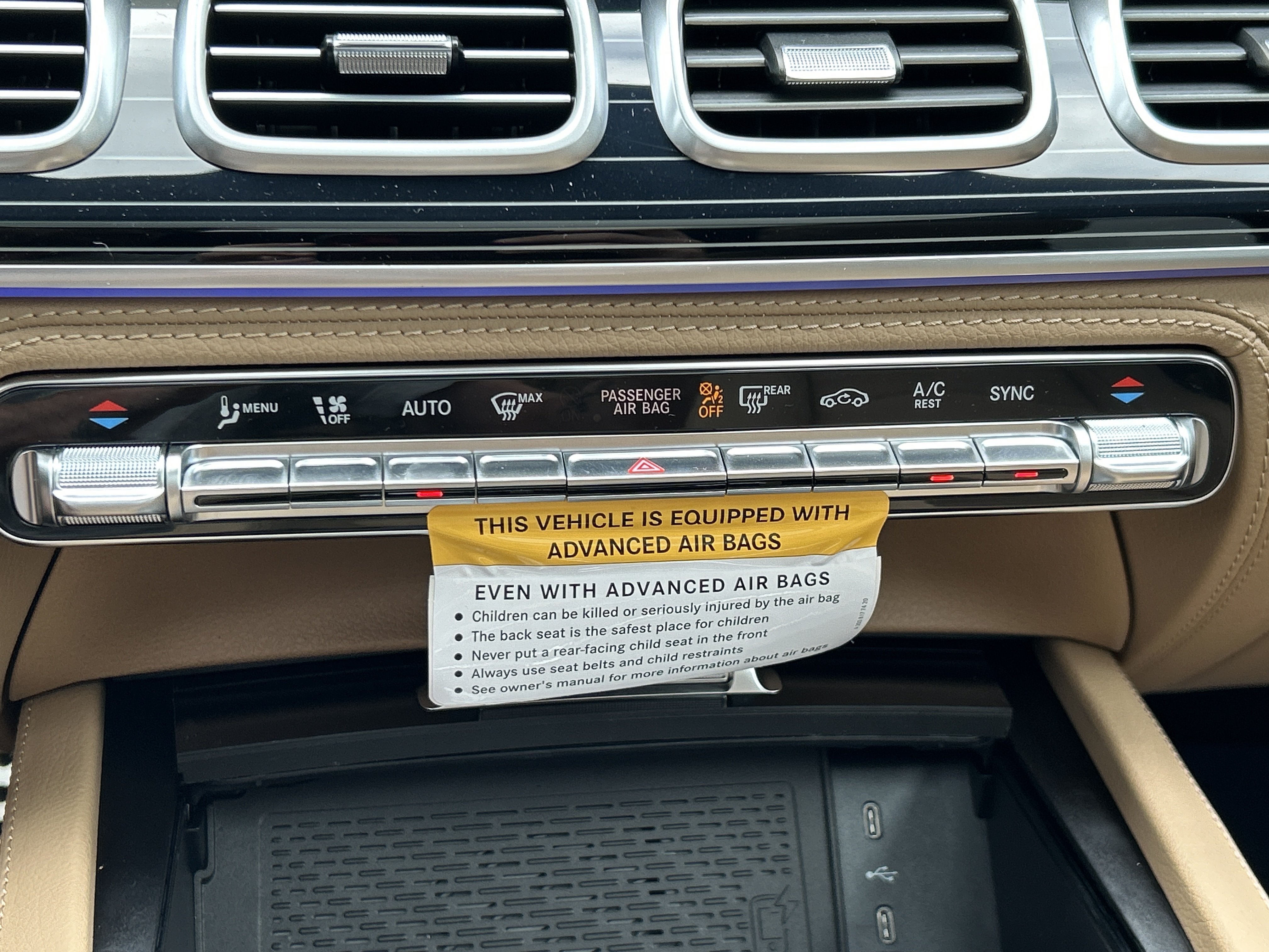 New 2026 Mercedes-Benz GLS 580 4MATIC image 31