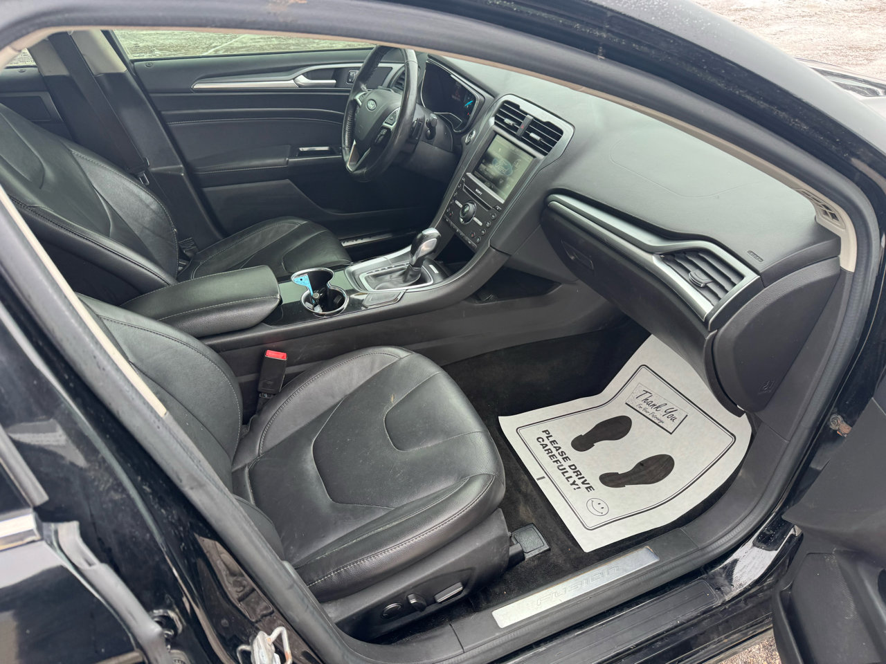 Used 2016 Ford Fusion Titanium image 11