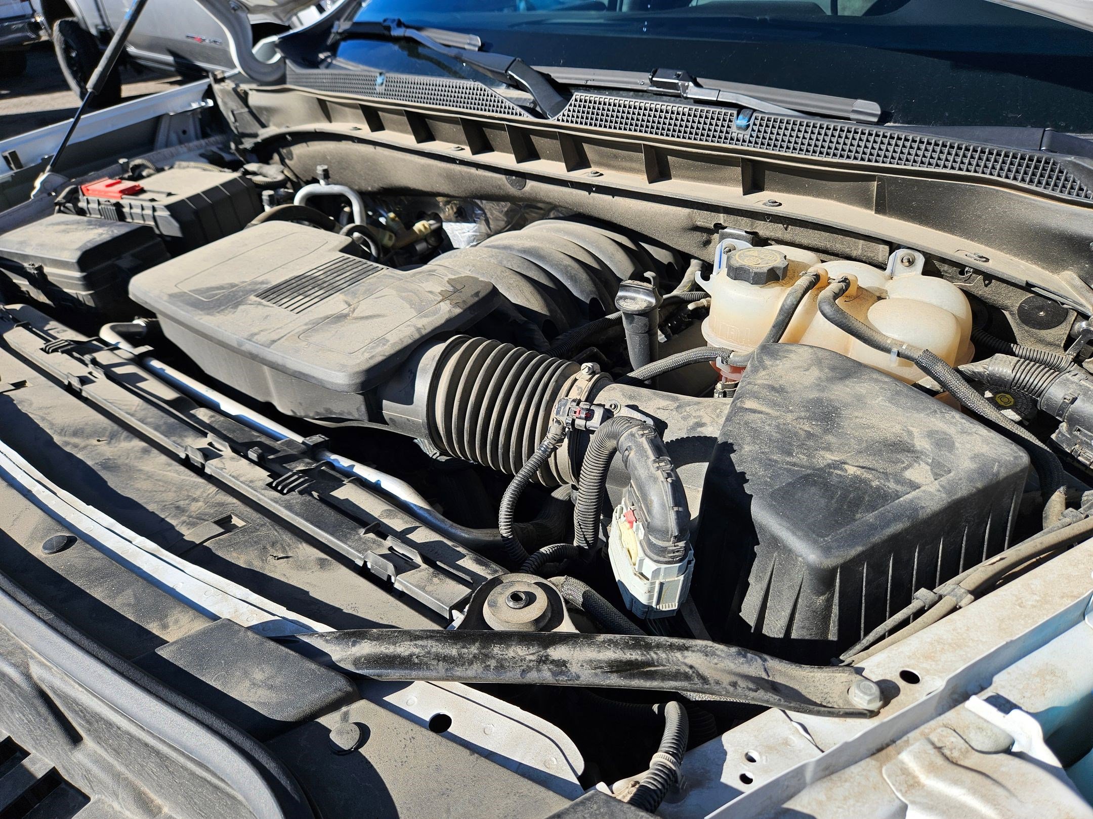 Used 2024 Chevrolet Suburban Premier image 35