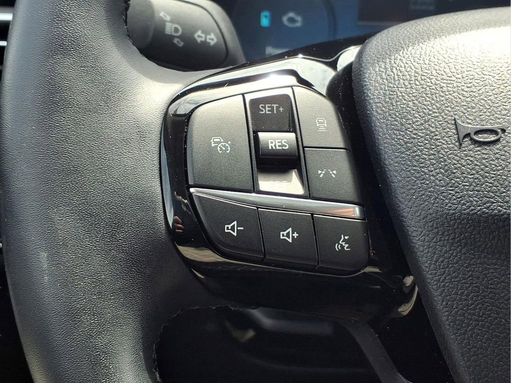 Used 2024 Ford Escape SE w/ PHEV Premium Package FWD image 13