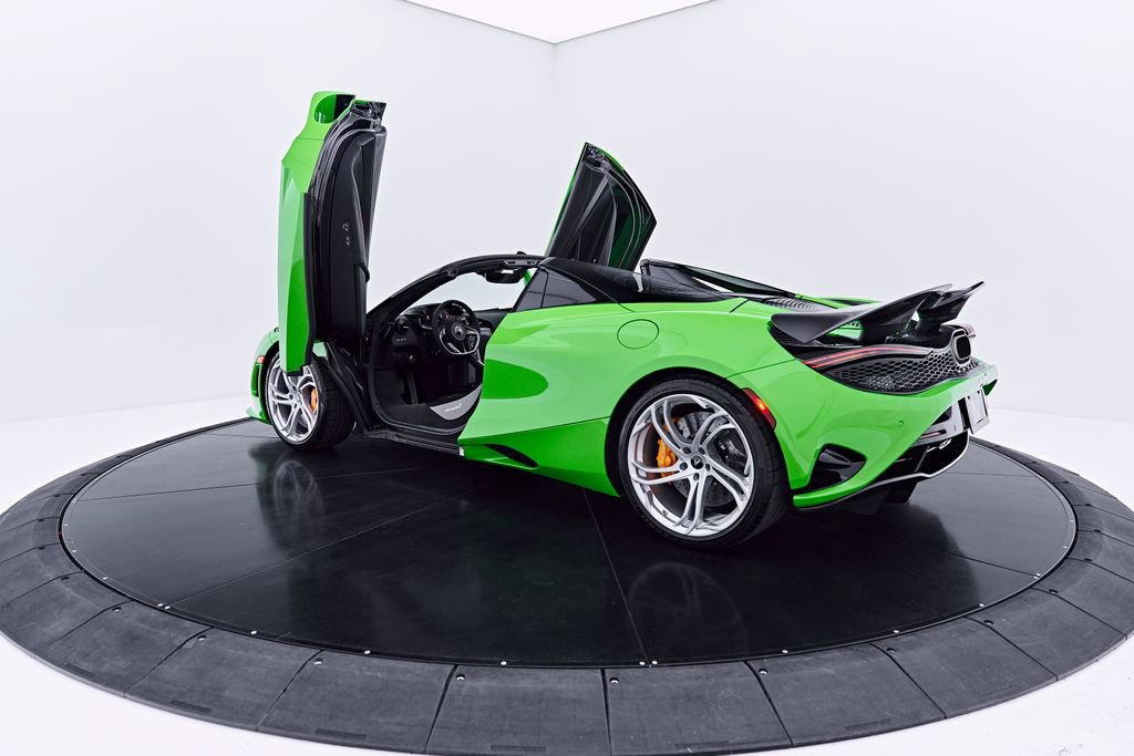 Used 2025 McLaren 750S Spider RWD image 34