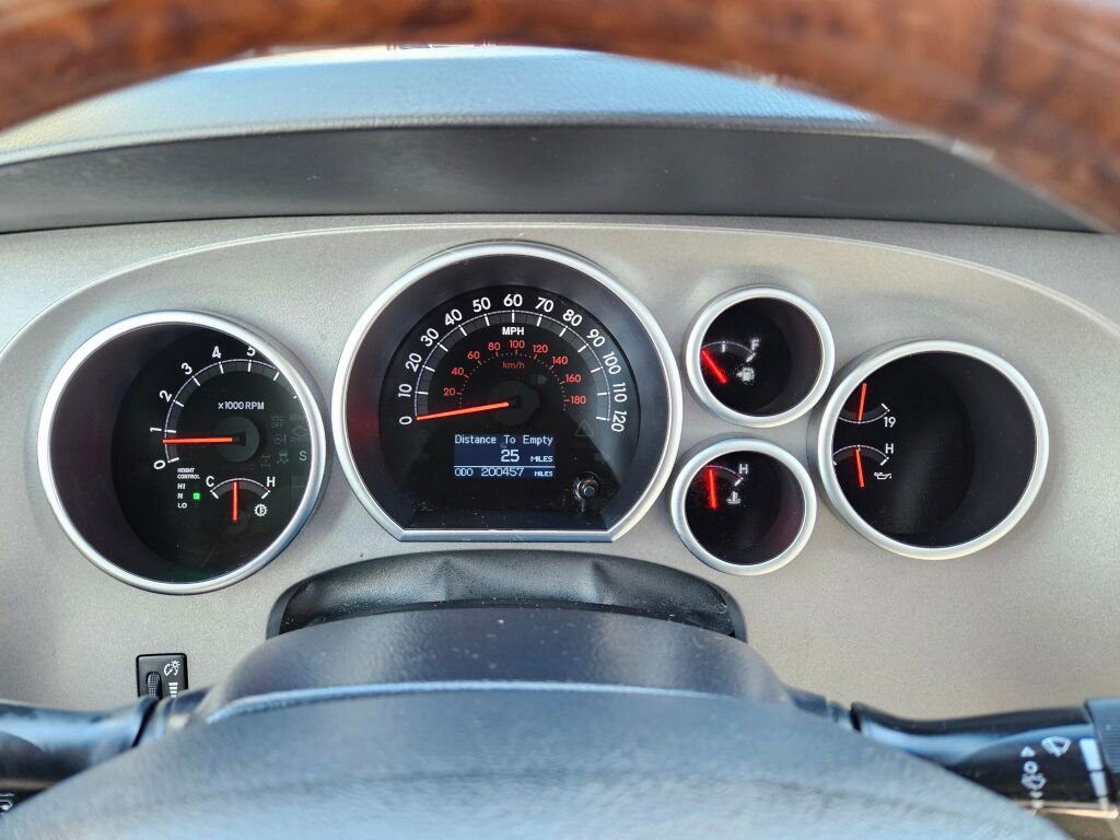 Used 2010 Toyota Sequoia Platinum AWD/4WD image 34