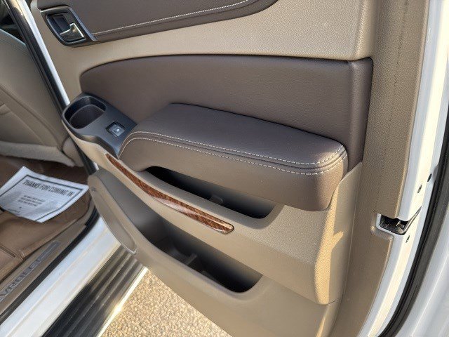Used 2020 Chevrolet Suburban Premier image 17