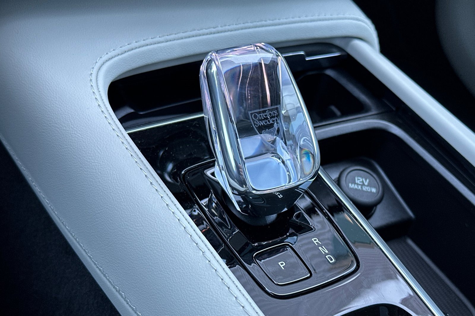 Used 2025 Volvo XC90 B6 Ultra image 26