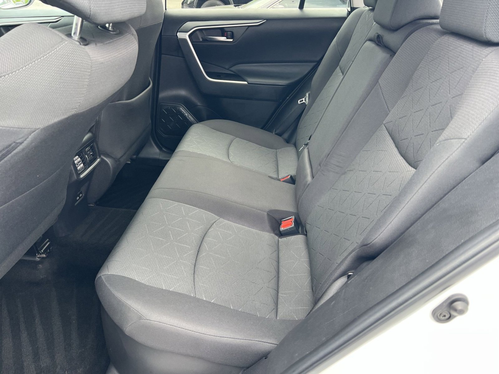 Used 2024 Toyota RAV4 XLE w/ Convenience Package AWD/4WD image 25