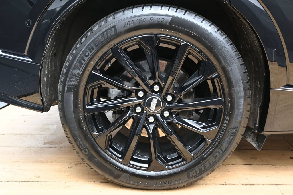 Used 2024 Cadillac Lyriq Sport AWD/4WD image 11