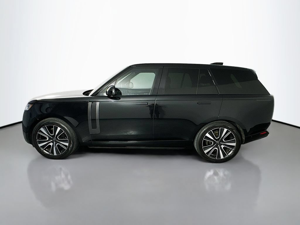 Used 2023 Land Rover Range Rover SE AWD/4WD image 4