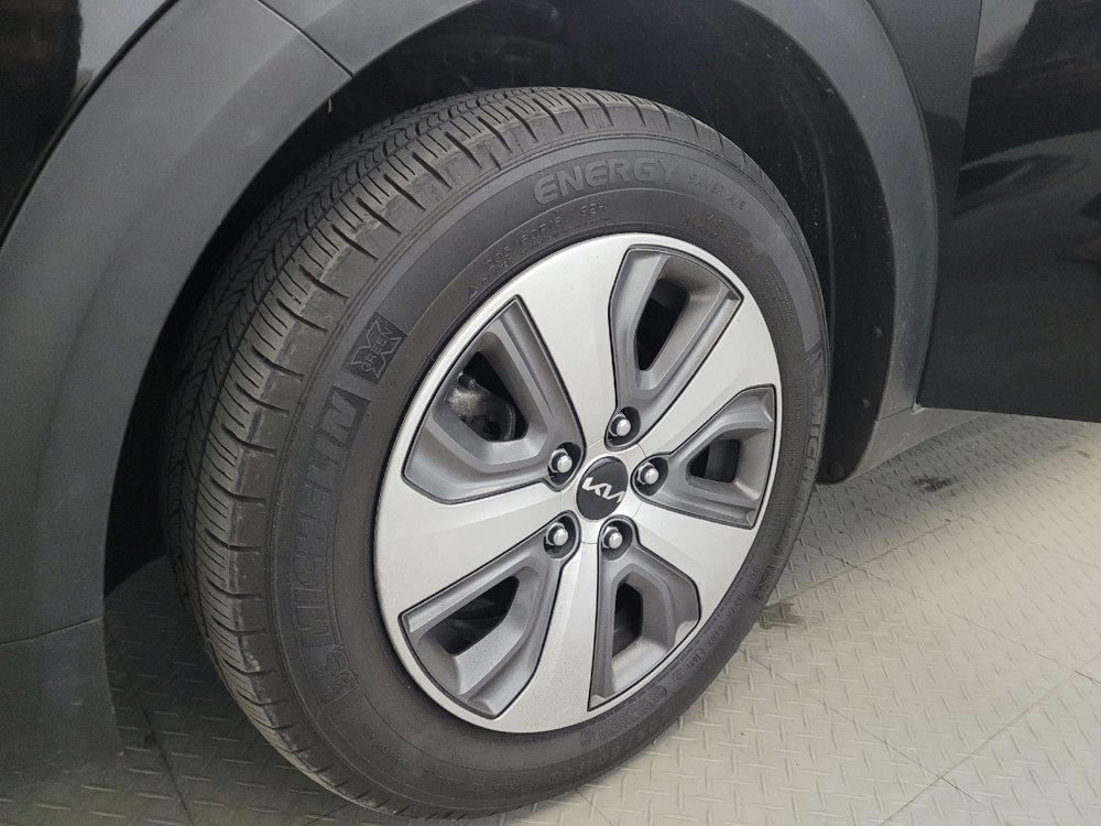 Used 2022 Kia Niro LX FWD image 31