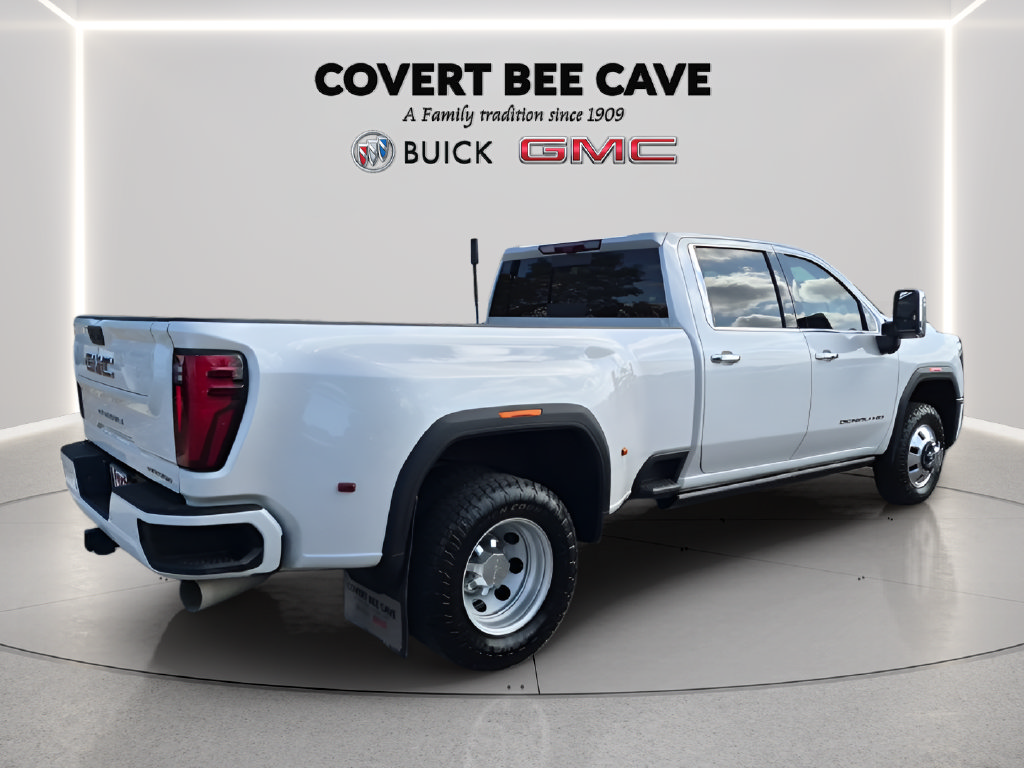 Used 2024 GMC Sierra 3500 Denali w/ Denali Reserve Package AWD/4WD image 9