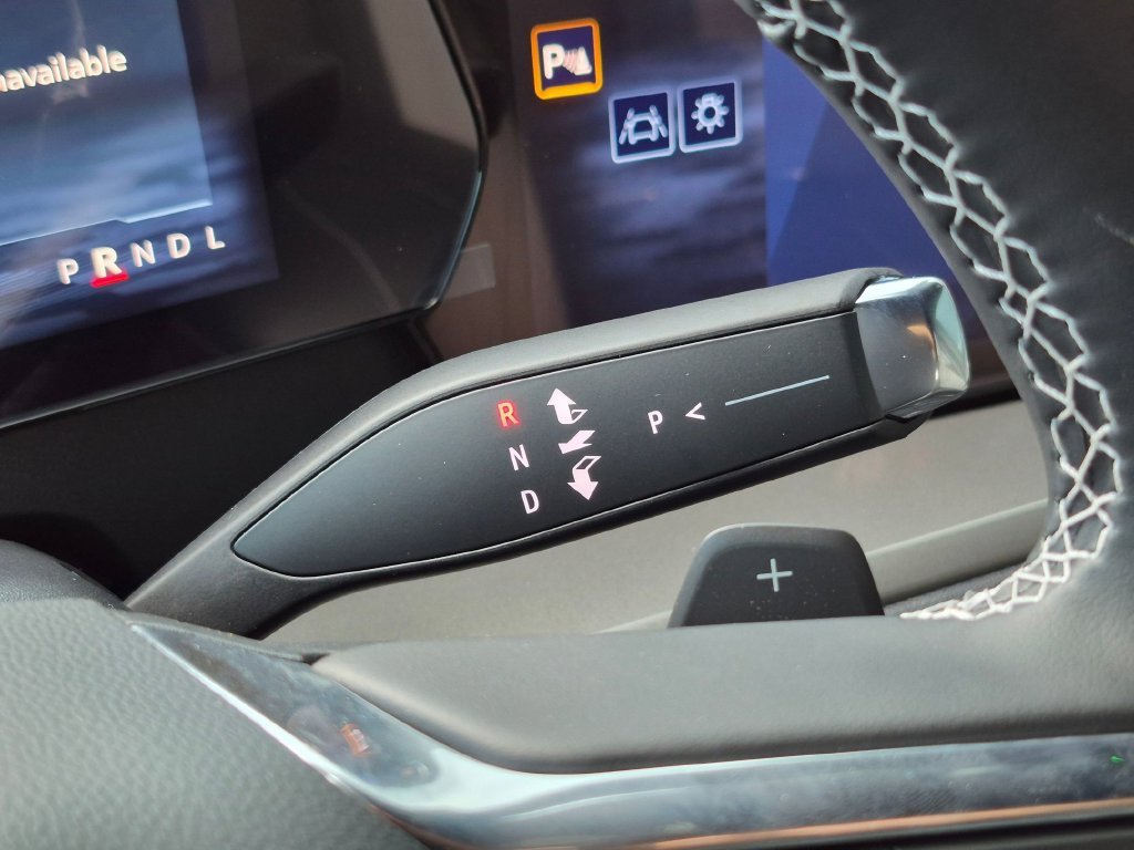 New 2026 Chevrolet Traverse LT w/ LPO, Floor Liner Package FWD image 20