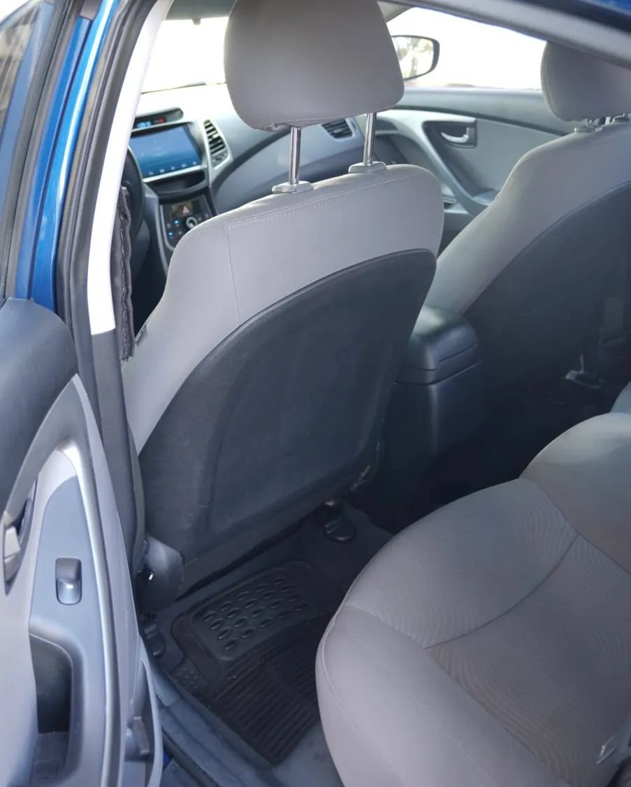 Used 2016 Hyundai Elantra SE FWD image 11
