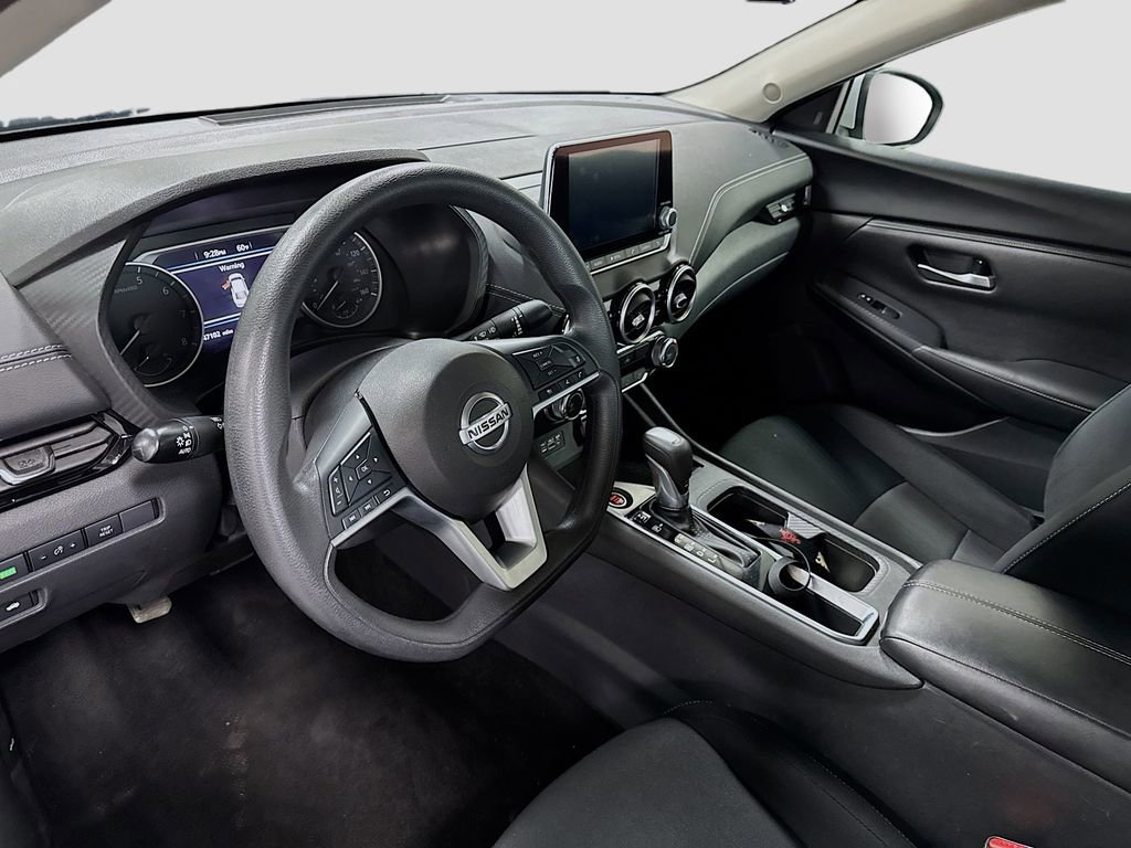 Used 2023 Nissan Sentra SV image 5