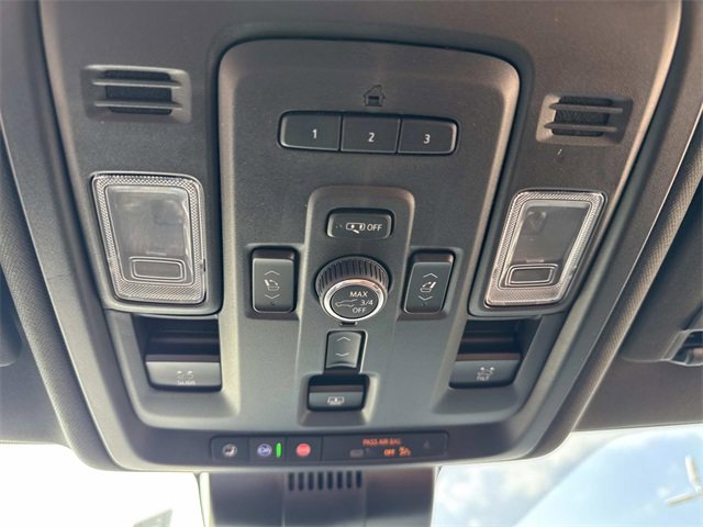Used 2024 GMC Yukon Denali Ultimate image 26
