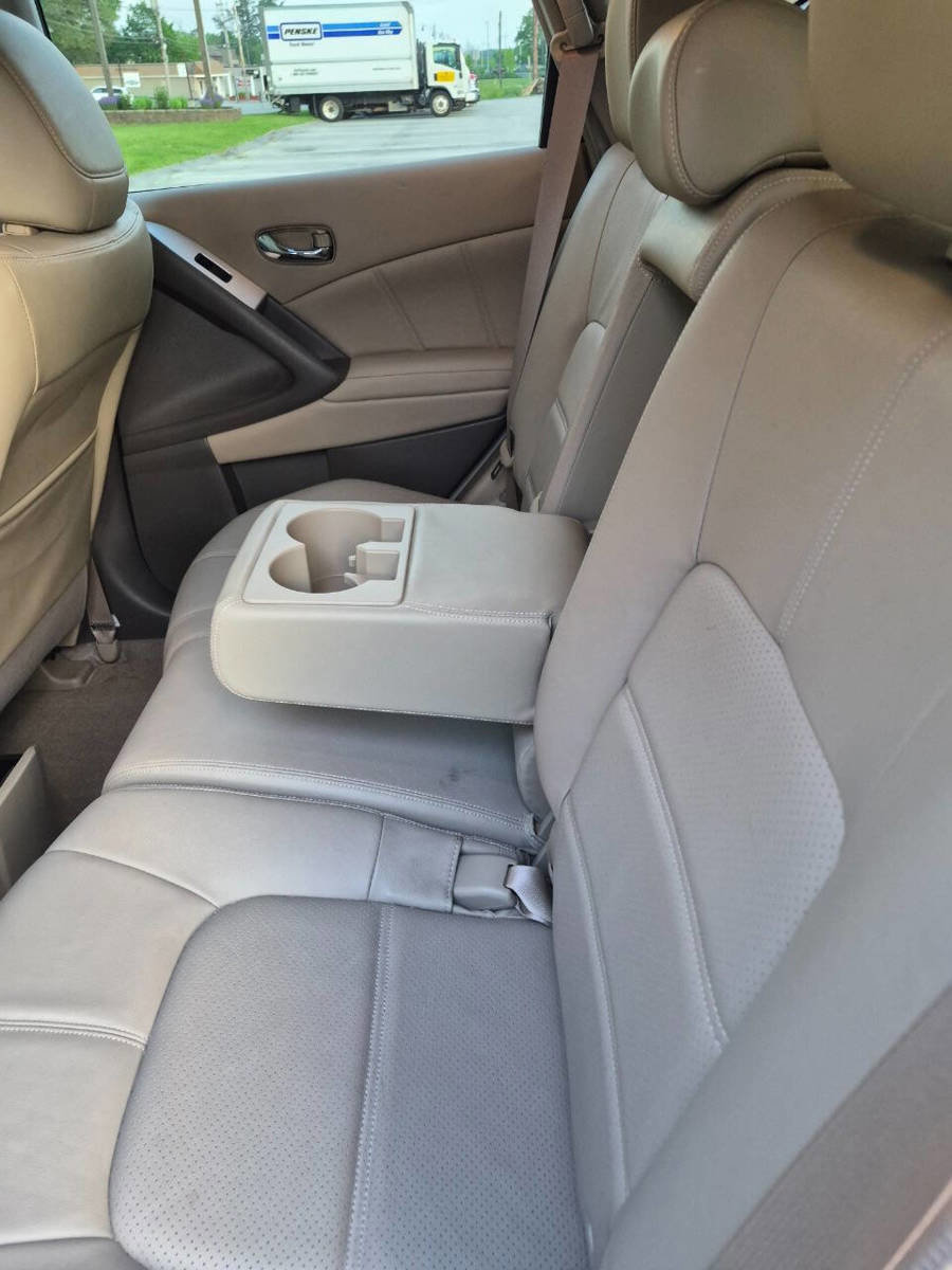 Used 2014 Nissan Murano SL w/ Navigation Package AWD/4WD image 10