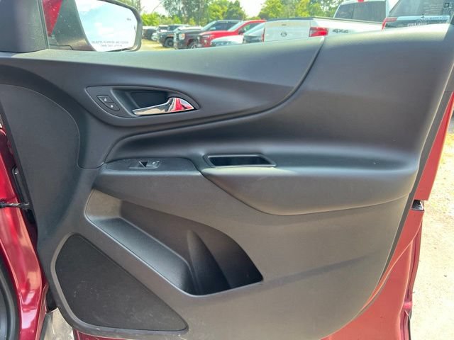 Used 2019 Chevrolet Equinox LT w/ Driver Convenience Package FWD image 10
