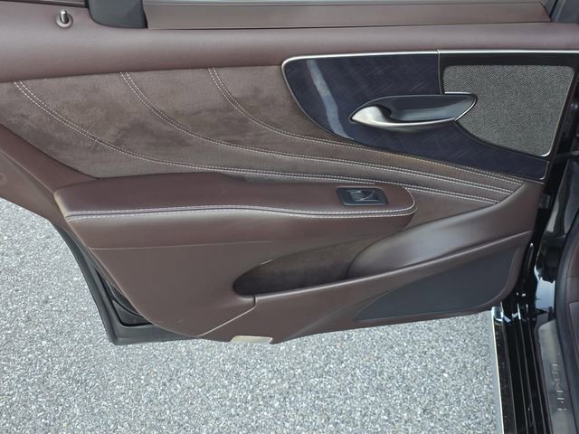 Used 2019 Lexus LS 500 w/ Luxury Package image 35