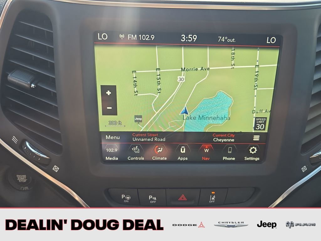 Used 2023 Jeep Cherokee Altitude Lux image 21