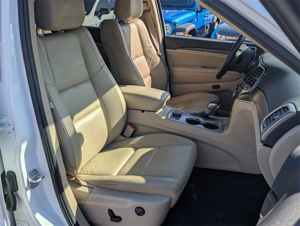 Used 2021 Jeep Grand Cherokee Limited w/ Trailer Tow Group IV image 19