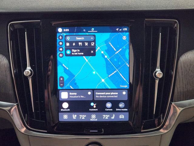 New 2025 Volvo S90 T8 Plus AWD/4WD image 16