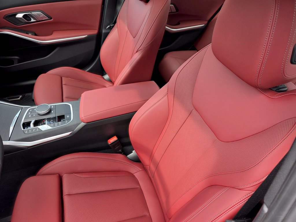 New 2026 BMW 330i Sedan w/ Premium Package RWD image 9