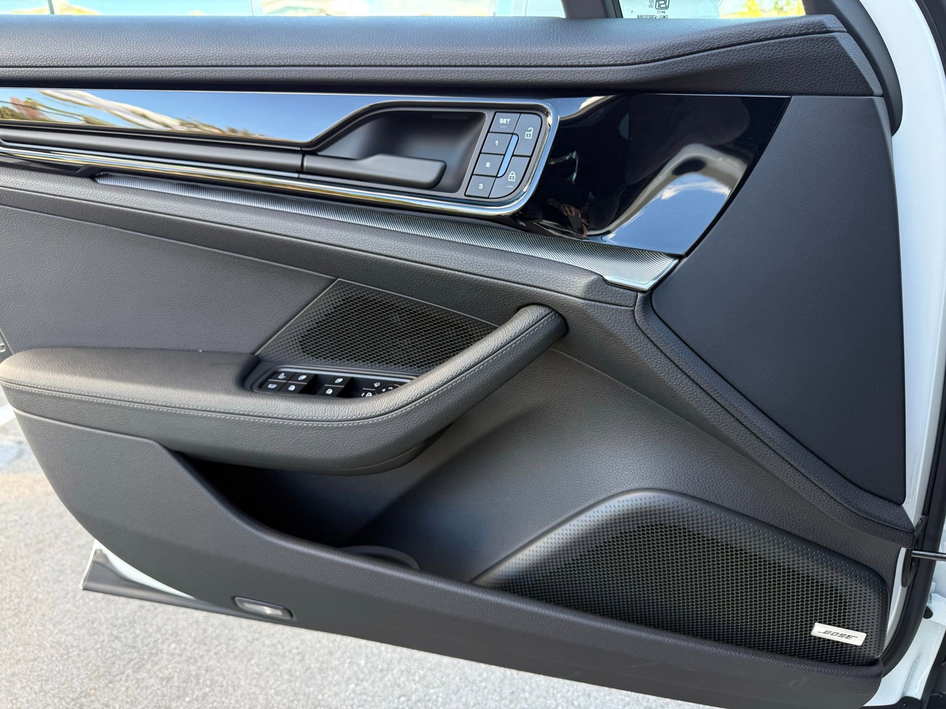New 2026 Porsche Panamera 4 E-Hybrid AWD/4WD image 26