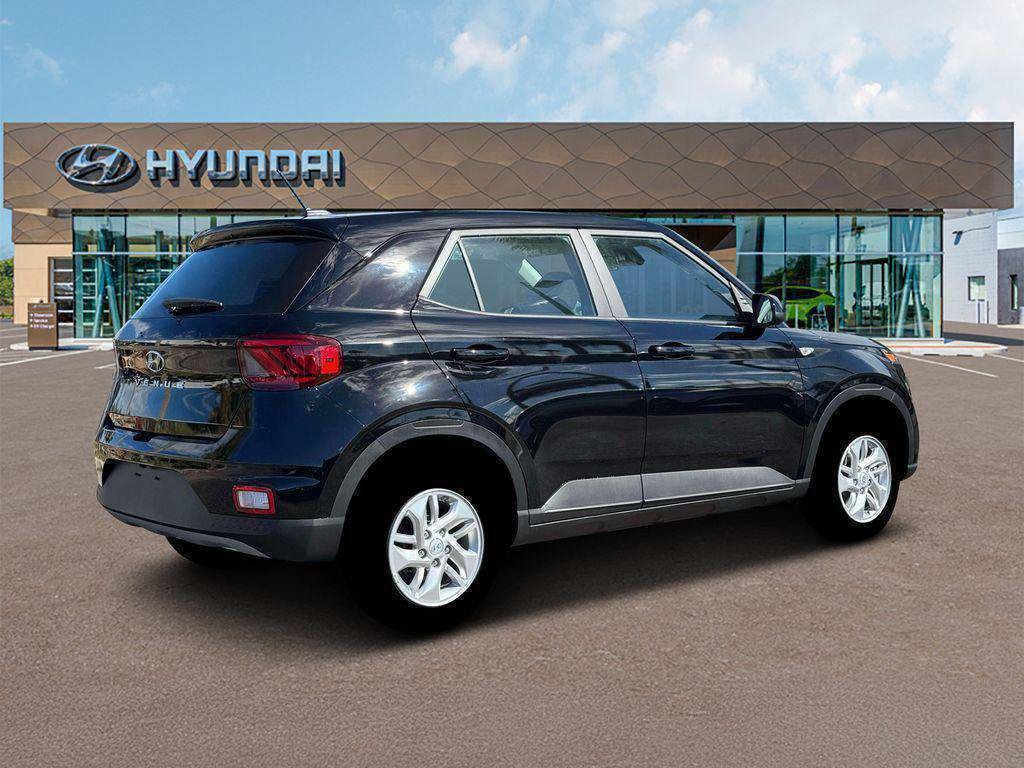New 2026 Hyundai Venue SE FWD image 8