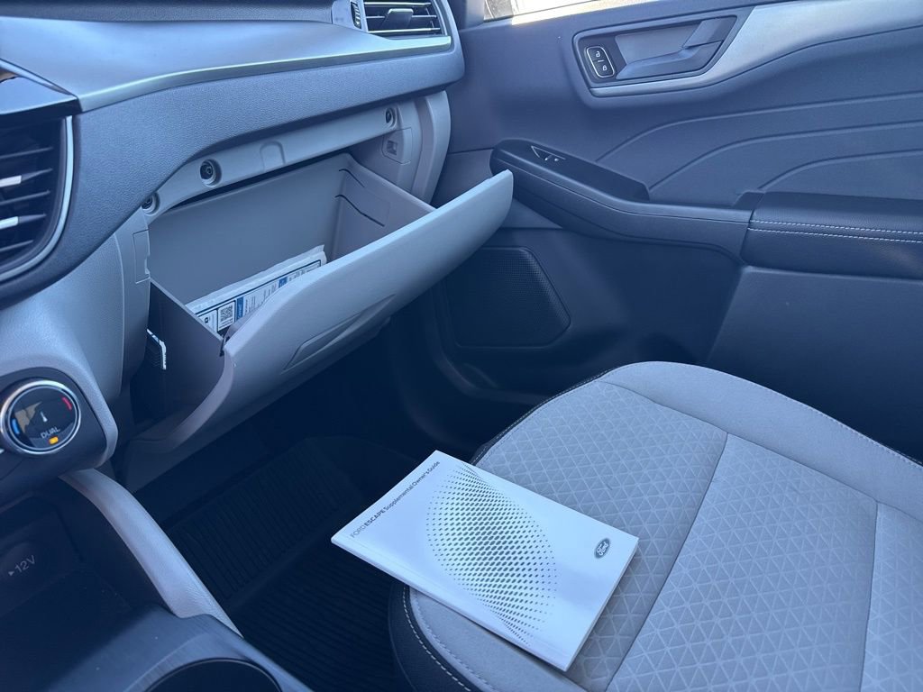 Used 2025 Ford Escape Active image 33