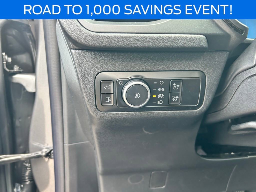 New 2025 Ford Escape ST-Line Elite w/ Class II Trailer Tow Package image 15