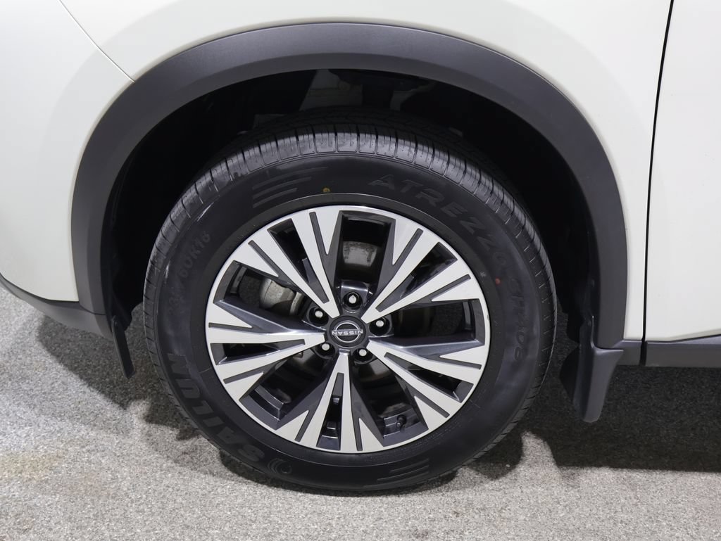 Used 2023 Nissan Rogue SV AWD/4WD image 7