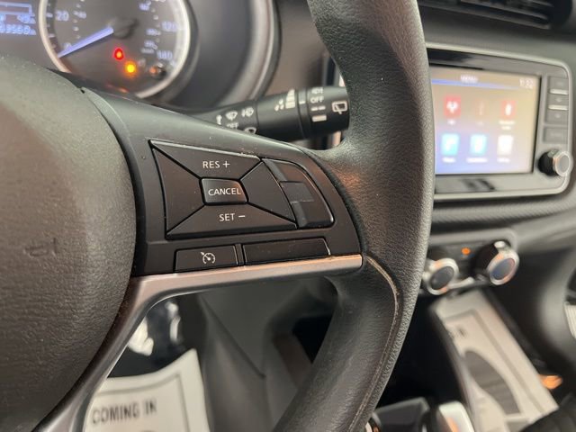 Used 2021 Nissan Kicks S image 22